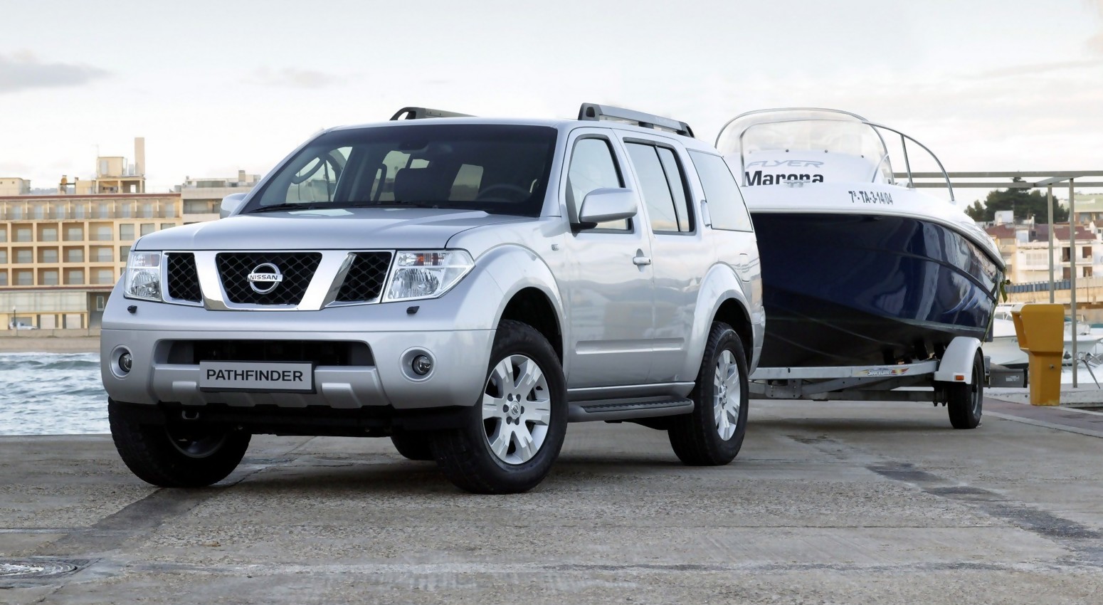 Nissan pathfinder какой двигатель лучше